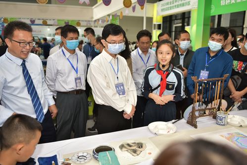 第24届学交会暨教育展在南宁开幕 聚焦教育创新与文化场馆管理服务升级